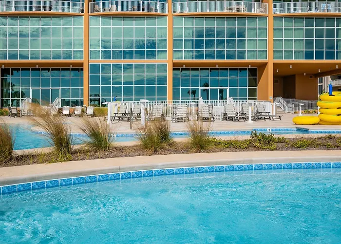 Phoenix Gulf Towers 2201 Apartment